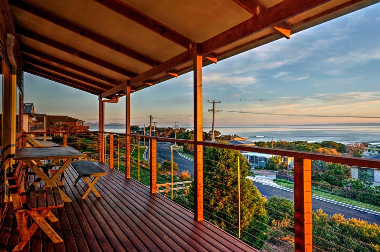 Villa Zenith Coles Bay Esterno foto