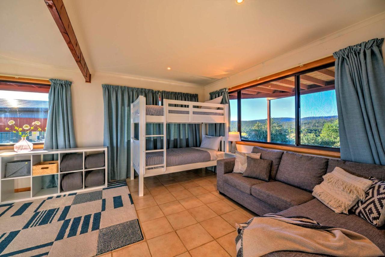 Villa Zenith Coles Bay Esterno foto